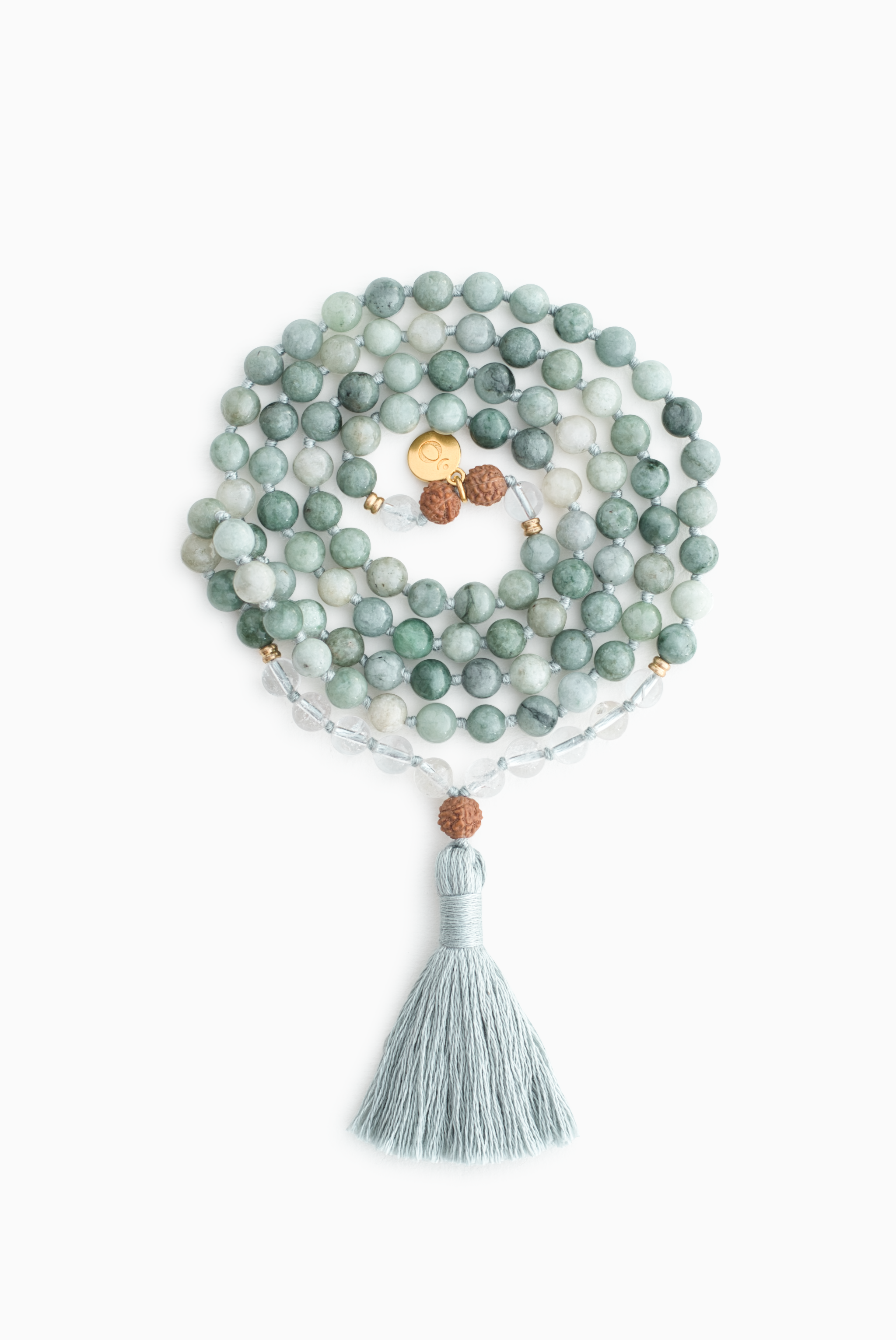 Mala aus grünem Jadeit und Bergkristall mit Goldperlen